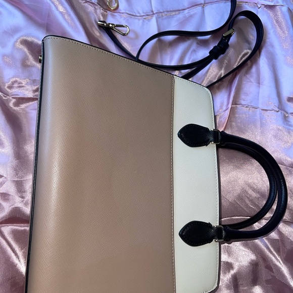 Kate Spade Black and Cream Shoulder Bag with Tan Accents - Picture 2 of 12